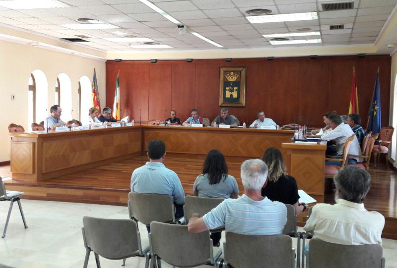 La Junta Rectora del Parc Natural de la Marjal de Pego-Oliva rep al nou director-consevador amb més de tres hores de reunió