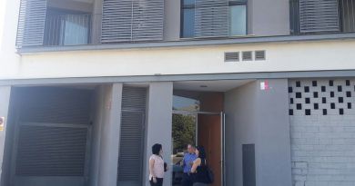 Dia de visita als pisos de protecció oficial de Pego