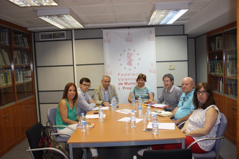 La XEMV manté una primera reunió amb directora general de la CVMC per començar a establir un protocol de col·laboració