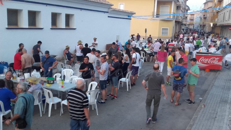 El Club de Caça i Pesca de Pego vol fer partícip tot el poble del nou concurs nocturn de paelles que va inaugurar estes Festes