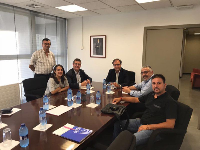 La corporació pegolina es reunix amb el subdelegat del govern per conèixer de primera mà l’estat del projecte remodelació de la N-332 a l’encreuament de l’Hostal de Sant Jaume