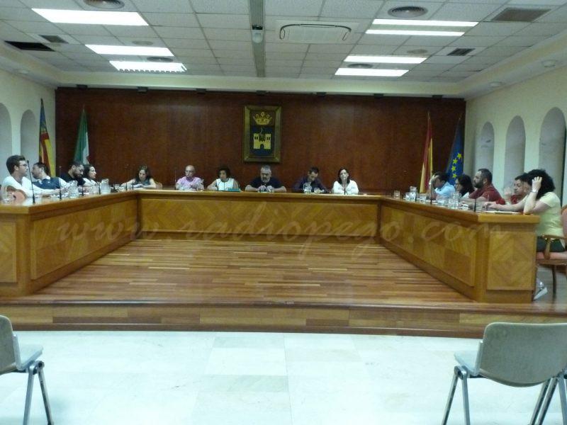 Pego podria estalviar 56.000€ en la factura de la llum