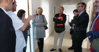 La directora de l’Alta Inspecció Sanitària visita el centre de salut de Pego i els seus consultoris per conèixer de primera mà quines són les seues necessitats