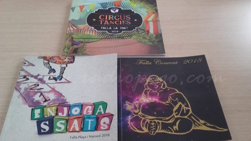 Les falleres majors i majors infantils de Pego, preocupades pel vent