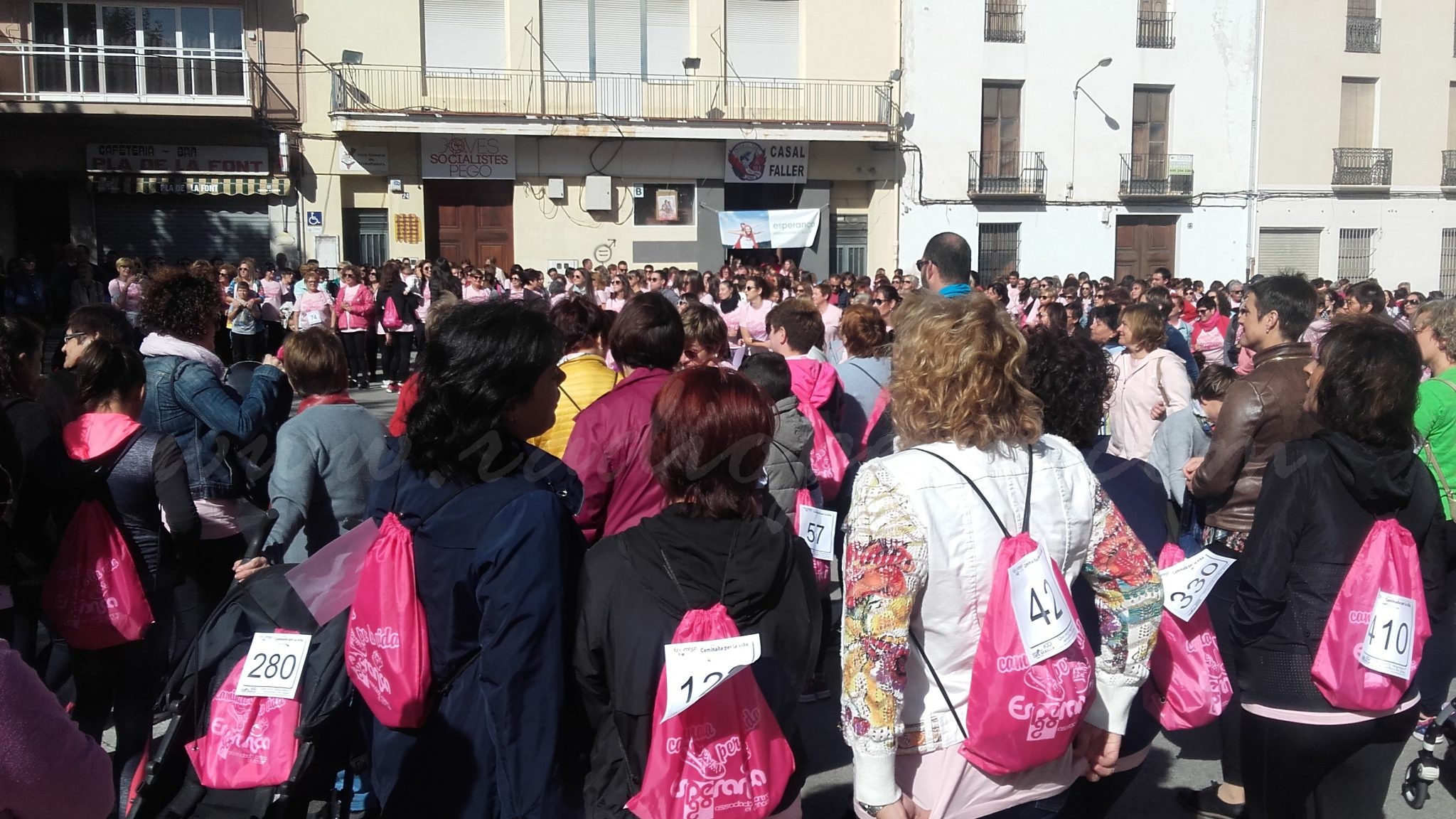 Més de 600 persones van participar diumenge a Pego en la IX Caminada per la Vida organitzada l’Associació Esperança