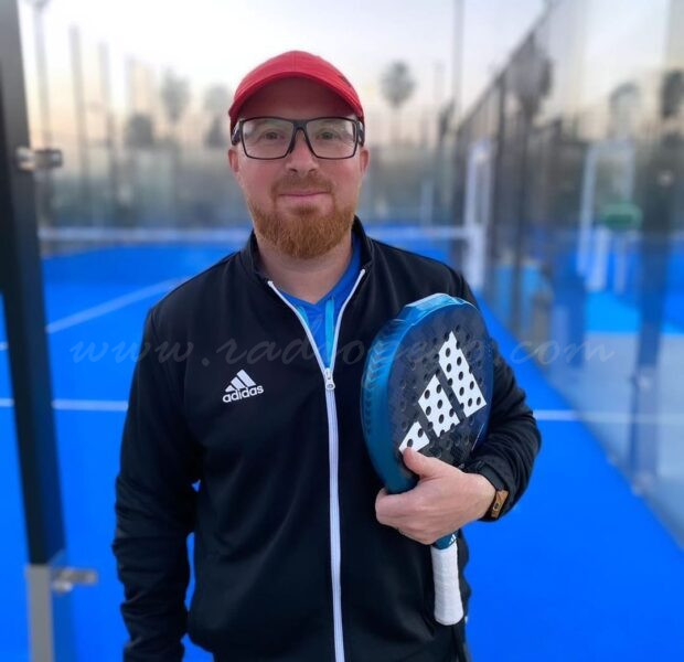 El pegolí Ximo Piera ja està a Dubai fitxat com a entrenador per l’equip de pàdel dels Emirats Àrabs Units