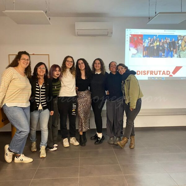 6 joves de Pego posen rumb a Sicília per a participar en un projecte Erasmus+ formatiu