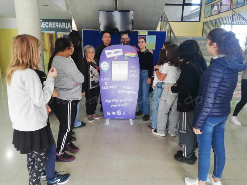 L’IES Enric Valor de Pego ja disposa d’una bústia per a facilitar l’anonimat, si es vol denunciar alguna actitud masclista