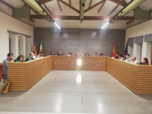 El ple de l’Ajuntament de Pego sol·licita la dimissió de Carlos Mazón com a president de la Generalitat