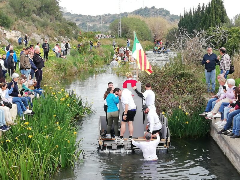 Almogàvers, Pego Viu, Cavallers de la Taula Quadrà i Personatges del Bullent guanyen la XXXIX edició de la Baixà del riu Bullent