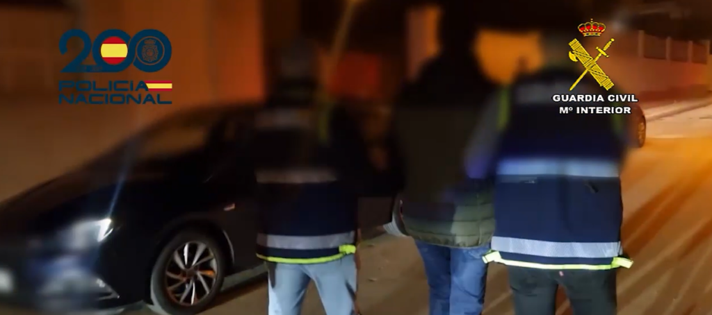 Detingut a Calp un hacker responsable de més de 40 ciberatacs a organismes públics i entitats privades