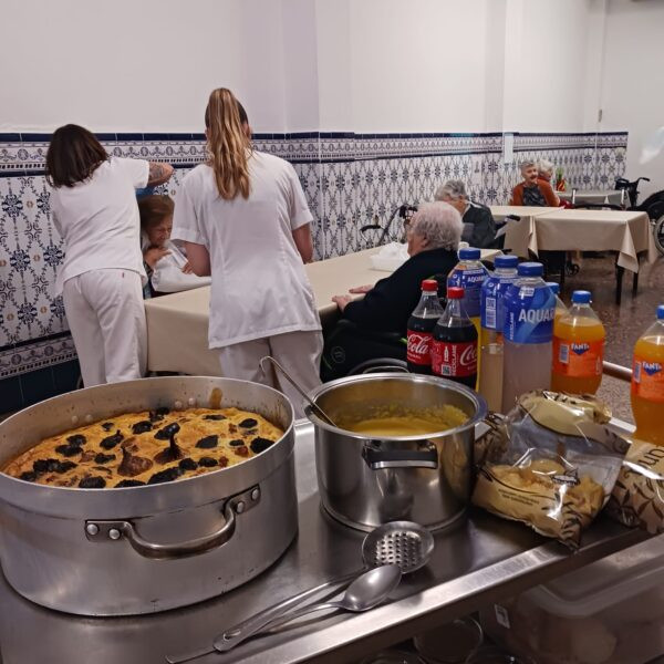 La Residència Sant Joan de Deu de Pego celebra el dia de la Crosta