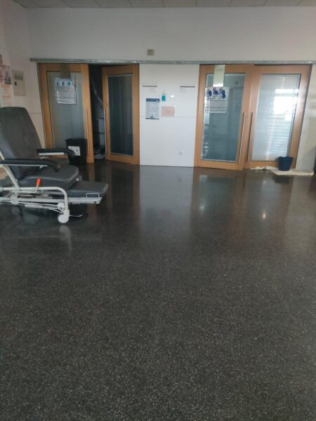 Compromís denuncia que dos boxes de l’UCI de l’Hospital de Dénia fa tres setmanes que estan tancats