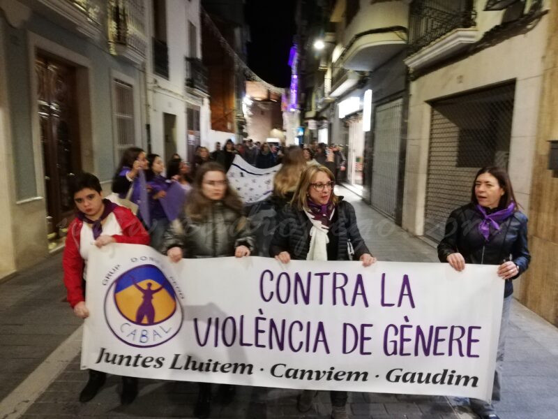 “La violència masclista no es combat en soledat”, afirma la presidenta de Dones Cabal, Carmina Dominguis