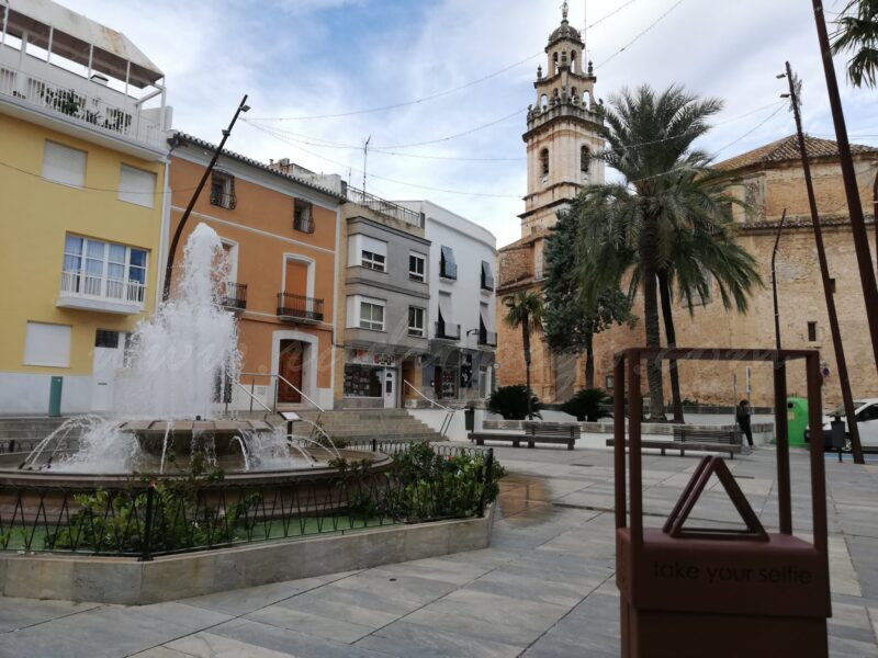 Pego és pioner en la instal·lació d’estructures que faciliten el selfie