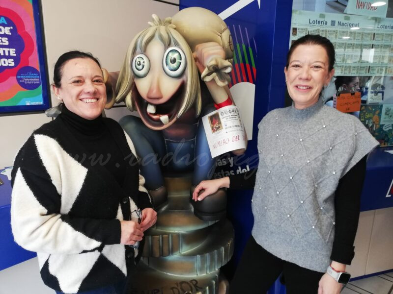 “La nostra il·lusió és donar un premi”, asseguren Maribel Fillol i Natàlia Dominguis, administradora i treballadora del Saurí d’Or