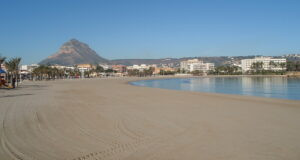 Moren dos persones en l’incendi d’un habitatge a Xàbia