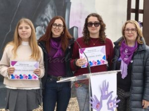 Les dones més pròximes inspiren les cartes guanyadores del concurs ‘Carta a la dona de la meua vida’