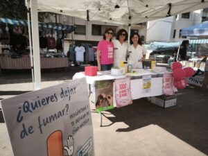 El Centre de Salut de Pego ix al Mercat per a lluitar contra el tabac