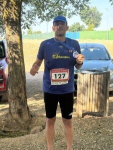 L’atleta Carlos Siscar Bay completa dos maratons en 24 hores en primera posició