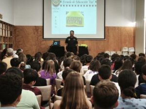 El curs d’Educació Viària es puja al carro de les noves tecnologies