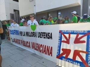 El personal docent enceta la cinquena setmana de vaga